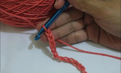 Make Crochet V Stitch 1