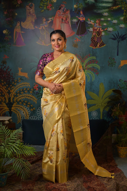 Gold silk floral Kanjeewaram