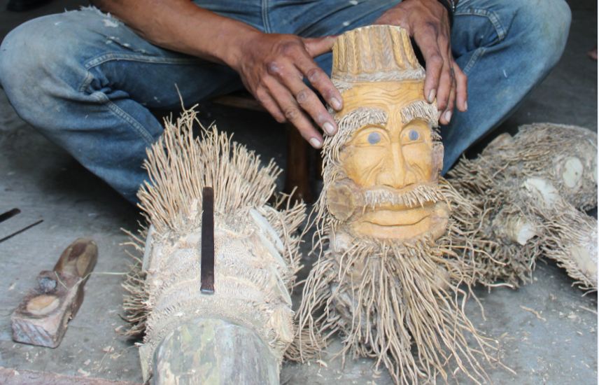 Tak Hanya Bonggol  Jati di Blora Bonggol  Bambu  Disulap 