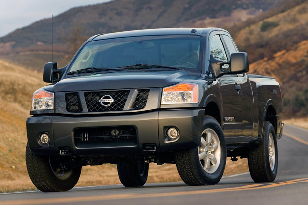 Nissan TITAN