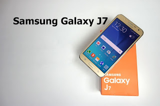 Harga Samsung Galaxy J7 Terbaru, Layar Super AMOLED Jaringan 4G LTE