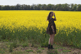 Country fashion blogger UK Norfolk Countryside style