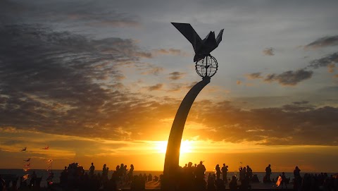 Pantai Padang Rajanya Sunset dan Langkitang