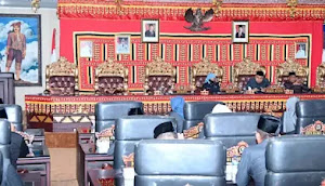 DPRD Lamsel Gelar Rapat Paripurna Penyampaian Raperda Tentang Pemberian Insentif dan Kebijakan Investasi