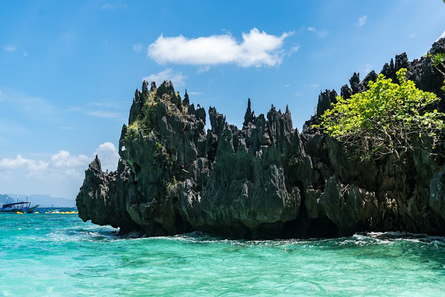 Big-Lagoon-Miniloc-Archipel-de-Bacuit-Palawan-Philippines