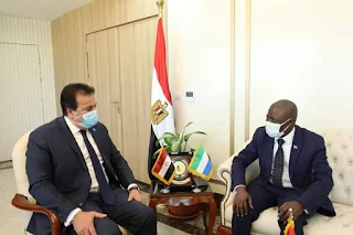 وزير التعليم العالي يستقبل سفير دولة سيراليون بالقاهرة