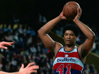 Hall of Famer and Washington Legend Wes Unseld Dies at Age 74.