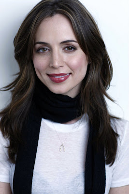 Super Cute Eliza Dushku