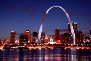 st.louis skyline at night