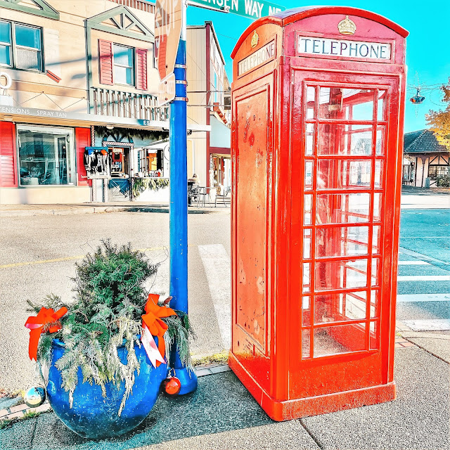 PoulsboWA, Pouslbo phone booth, WA State Travel