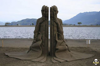 Amazing Sand Sculptures Photos Amazing Sand Art Work