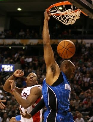 vince carter dunk wallpaper. Vince carter dunk #2 in dunk contest, vince-carter. Add to your del.icio.us del. icio.us Digg this story Digg this Facebook this Stumble Upon .