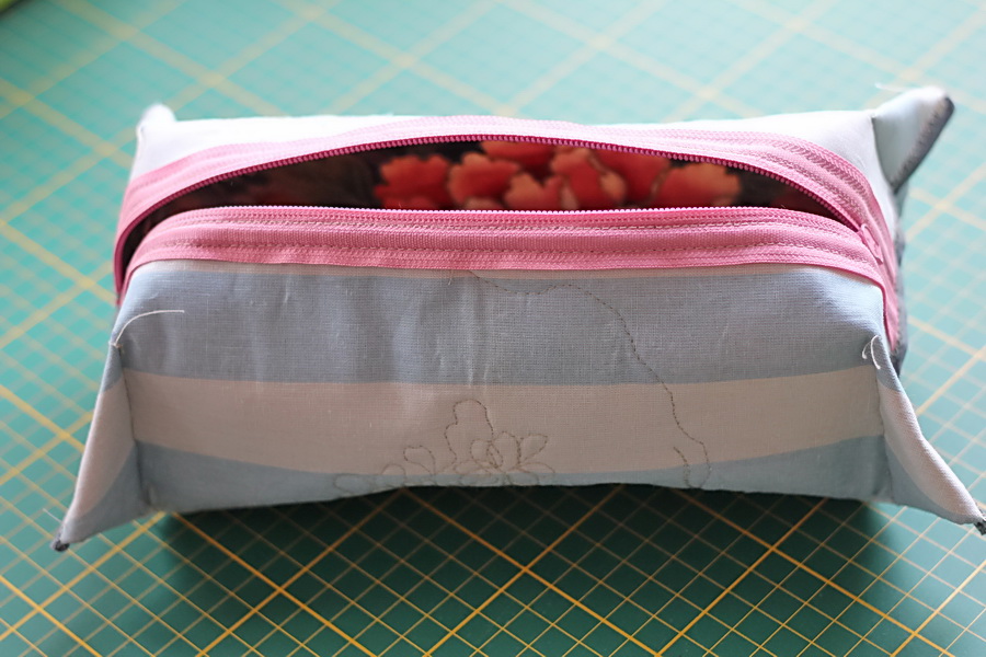 Simple Boxy Pouch Tutorial