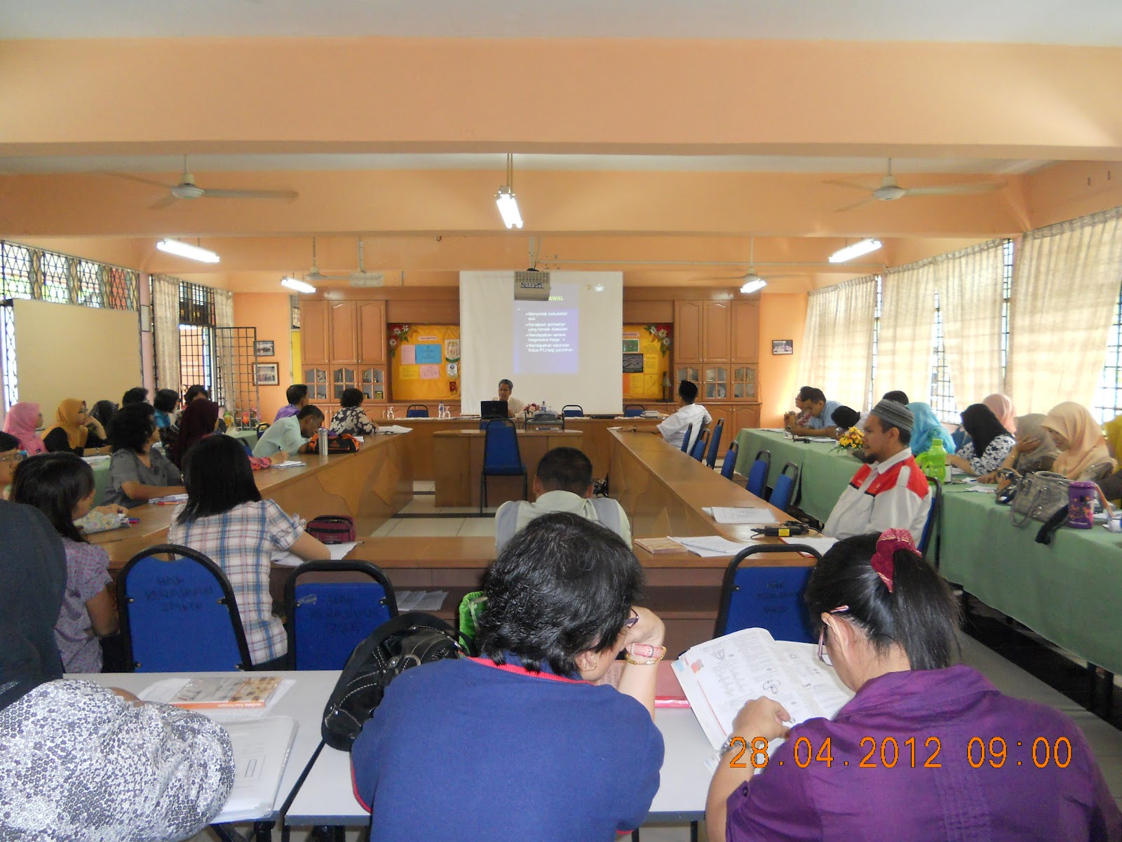 LATIHAN DALAM PERKHIDMATAN SIRI 4(LDP 4) ~ SMK TAMAN PELANGI