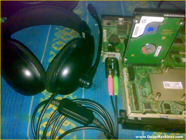 Gambar Perangkat Sound Card USB terpasang pada Desktop Komputer