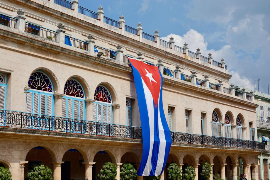 Large Cuban Flag on building in Havana