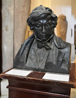  fotografia do busto de François Champollion   