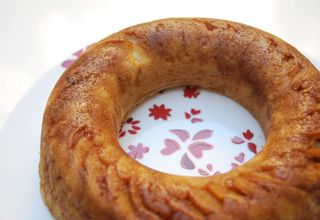 Gâteau aux pommes cuit à la vapeur