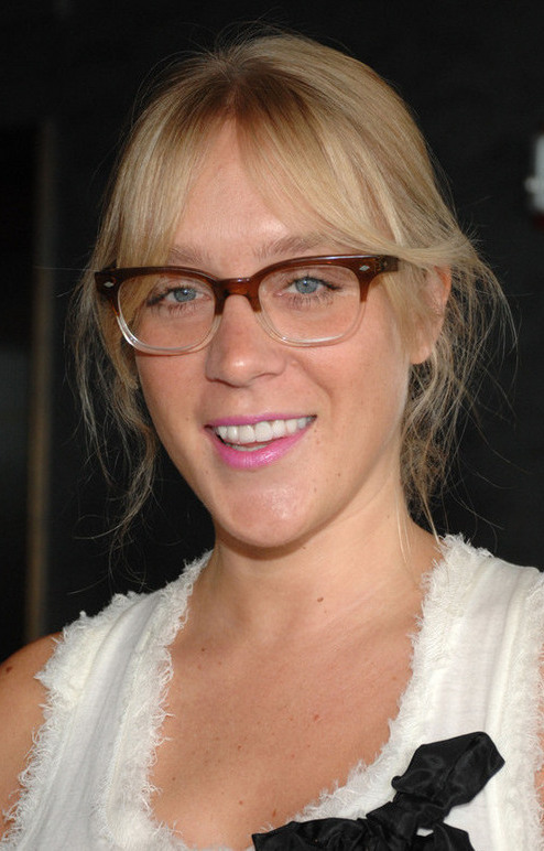 loving chloe sevigny...her style..her acting..her amazing locks