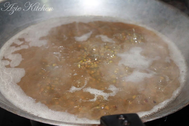 Bubur Kacang Hijau Dengan Durian Yang Sedap - Azie Kitchen
