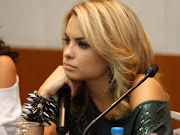 Hoje, (17), Lua Blanco confirmou em seu twitter que lançará sua primeira . (luablanco)