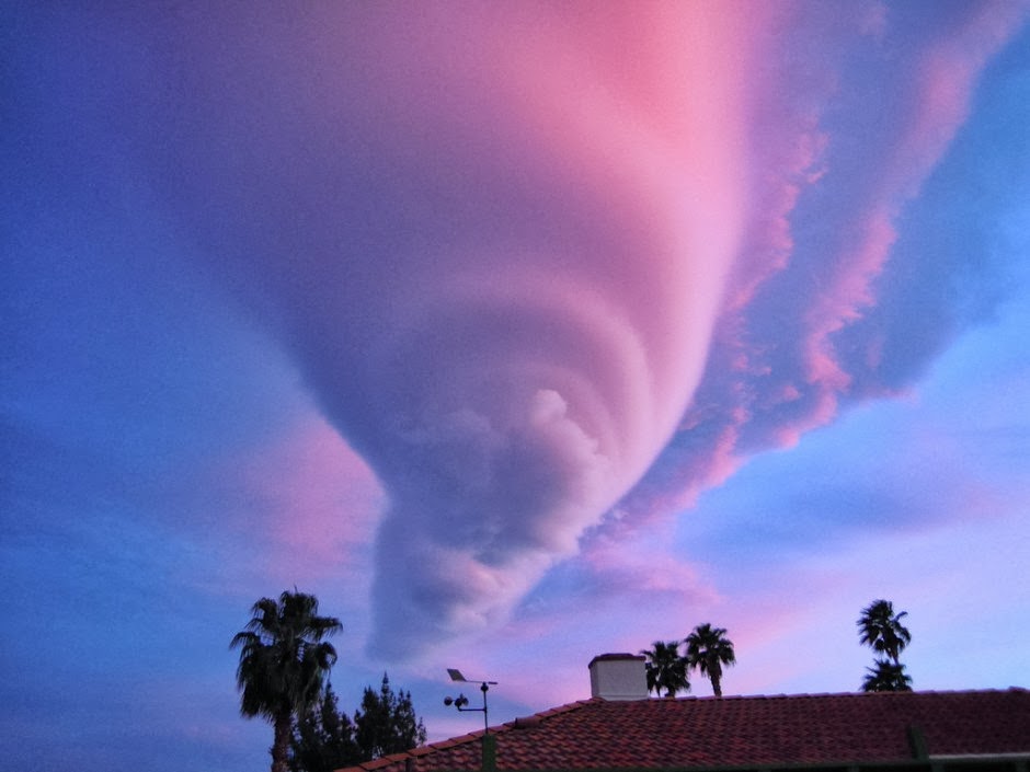 Lenticular funnel, Palm Springs, CA