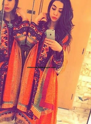 Sexy Karachi Girls Real Pictures