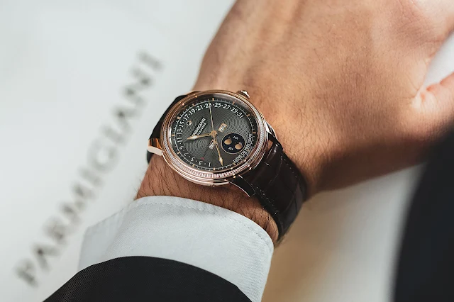 Parmigiani Fleurier Toric Quantième Perpétuel Rétrograde 