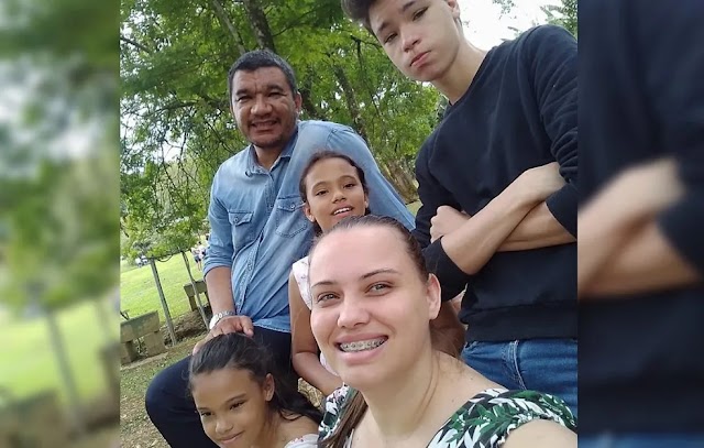 Carro com 5 pessoas da mesma família cai em represa e criança de 10 anos é única sobrevivente em SC