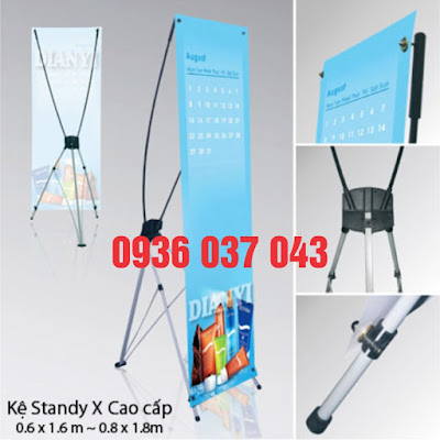 bán standee quảng cáo standee chân cuốn