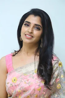 Telugu Anchor Syamala stills at Mayapetika Pre release event