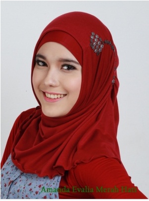 GROSIR JILBAB PESTA INSTANT JILBAB BERGO INSTANT SAQINA 