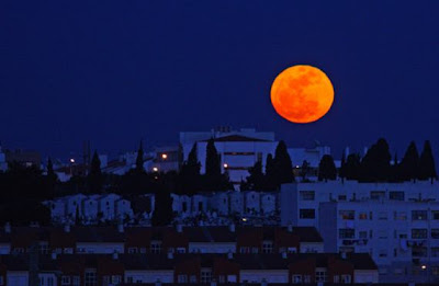 Supermoon Photos From Around The World Seen On  www.coolpicturegallery.us