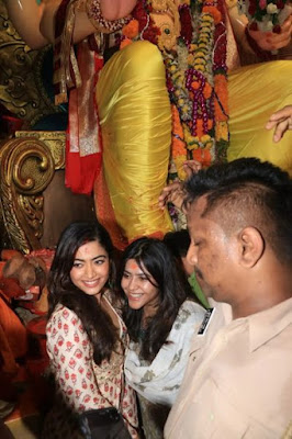 Rashmika Mandanna visits Lalbaug cha Raja along with Ektaa Kapoor gallery