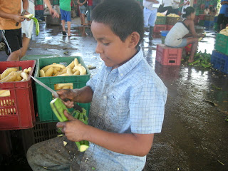 Peeling plantains, La Bomba, Jutiapa, Honduras