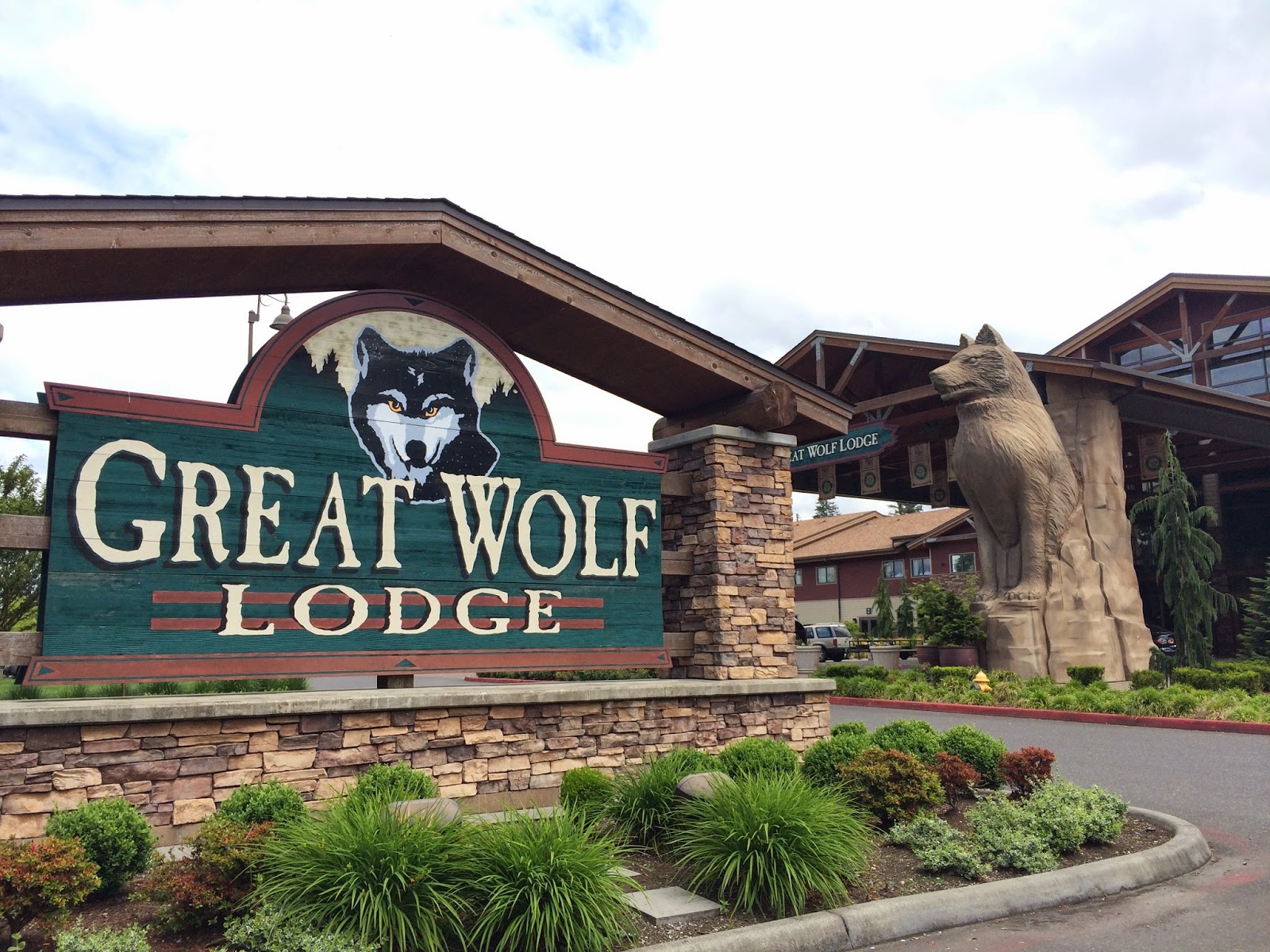 Keeping Up With The Joneses Great Wolf Lodge