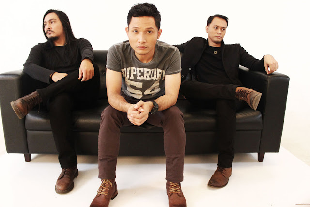 Chord Lagu Andra & The Backbone - Tunggu Aku