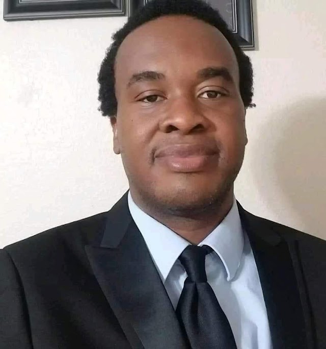 42 Year Old US Based Indigene Of Anambra State, Prof. Ugochukwu Anieto, Who Made History By Producing Antibiotic “ANTIETOCIN”.