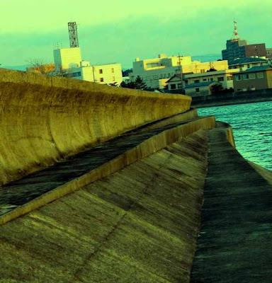 Japanese Tsunami Wall, Tsu-Shi