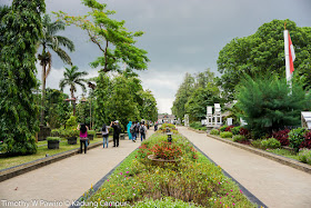 Indonesia - Purwakarta - Kompleks Pemda - Taman nan indah