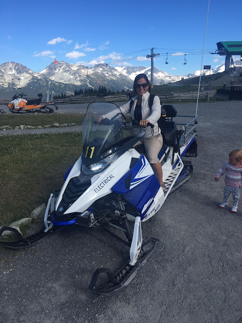 whistler-snow-vehicles