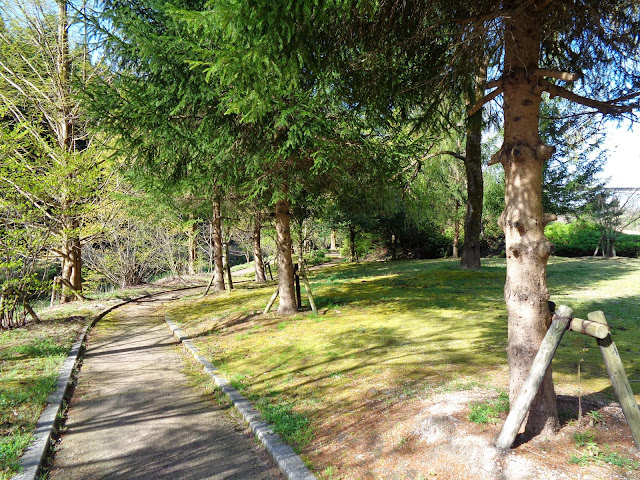 別所川渓流植物園