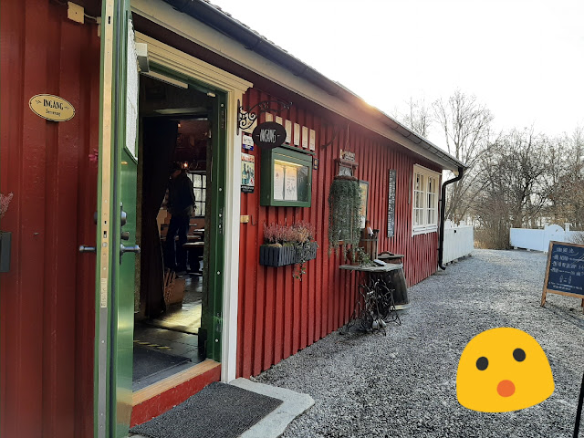 Cafe near Lilla Delsjön