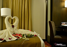 Romance at the Garden Valentine Package