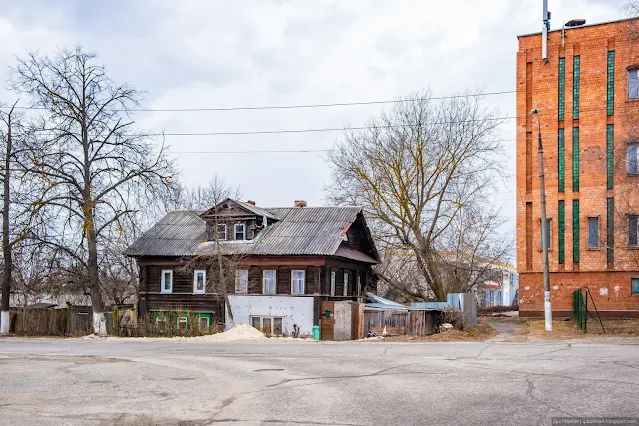 улица Папанина, 5 Двухэтажный жилой дом