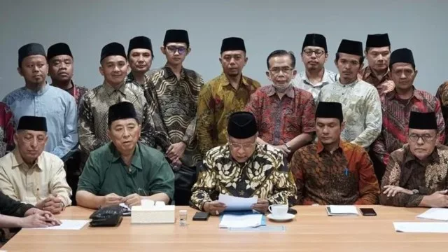 LPOI Bersama Para Ulama Keluarkan Petisi Kritik Terhadap Rezim Jokowi, Simak 9 Poinnya!
