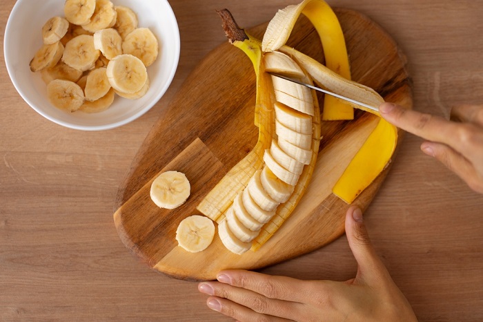 10 Health Benefits of Eating Bananas Every Day