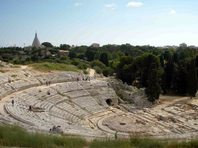 Italia. Italy. Italie. Sicilia. Sicily. Sicile. Siracusa. Saracusa. Syracuse. Teatro Griego. Parco Archeologico della Neapolis