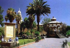 Llega la hora de la comida y, en el centro de Tlaquepaque, la visita obligada es a El Parián, lugar