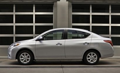 2012-Nissan-Versa.3